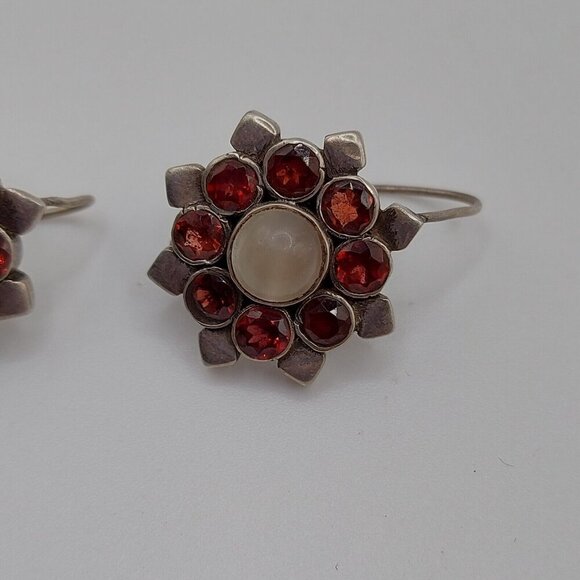Art Deco Garnet and Moonstone 925 Sterling hook earrings 1920-30 1 inch marked - Picture 8 of 8